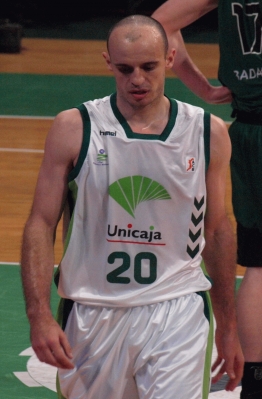 http://www.rtve.es/files/74-128878-FOTO_NOTA_PRENSA_262/Carlos_Jimenez.jpg