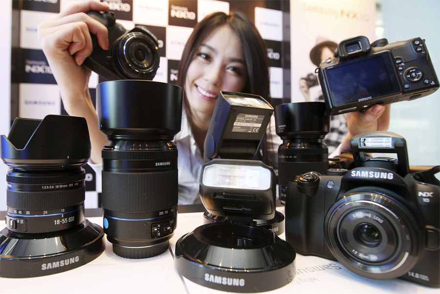 La cámara Samsung con objetivos intercambiables