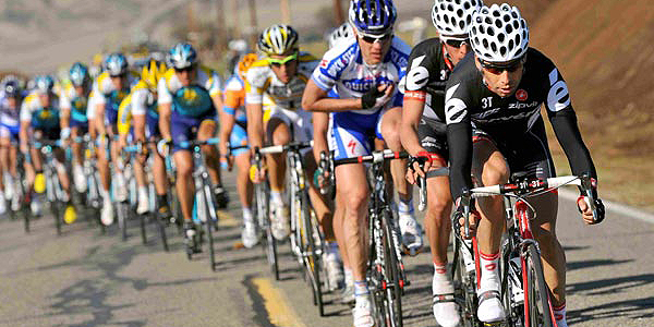 El ciclista de Villarcayo, Iñigo Cuesta, lucirá el próximo dorsal número 1 de la Vuelta Ciclista a España.