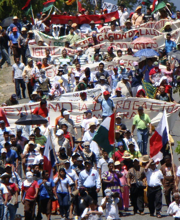 Cientos de indígenas, en su mayoría de la etnia Ngobe Buglé, en una manifestación del pasado jueves en Ciudad de Panamá