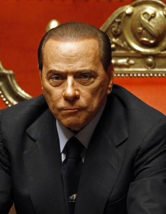 El día antes de la votación Berlusconi parecía estar preocupado...