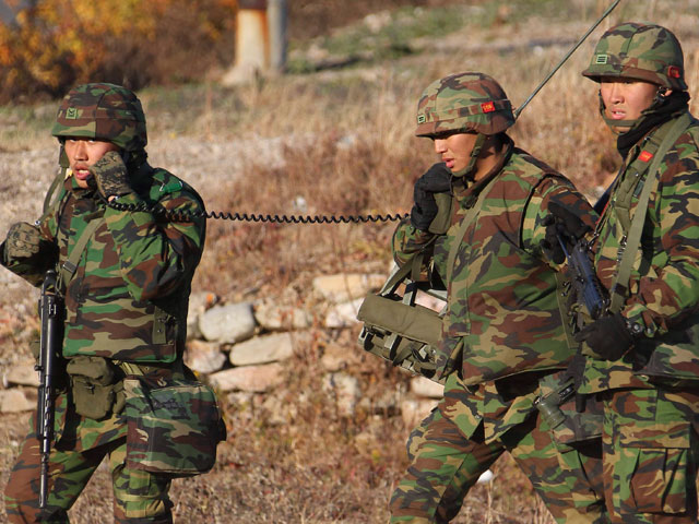 Ver vídeo 'Las dos Coreas, al "borde de la guerra"'