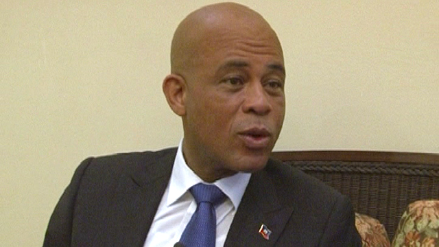 El presidente de Haití, Martelly, reconoce que se enfrenta a una tarea inmensa