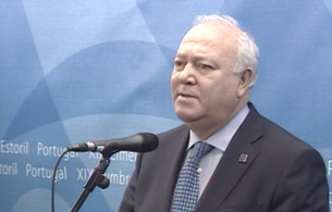 Ver vídeo  'Moratinos expresa las medidas a tomar por el Gobierno'