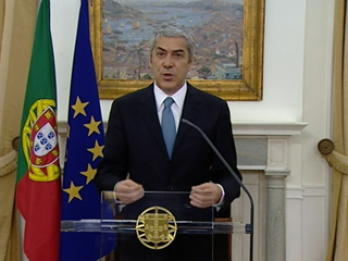 Ver vídeo  'Portugal es el tercer país de la Unión Europea, tras Grecia e Irlanda, que solicita ayuda financiera'