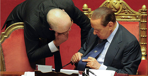 El primer ministro italiano Silvio Berlusconi durante la sesión celebrada en el Senado italiano en Roma
