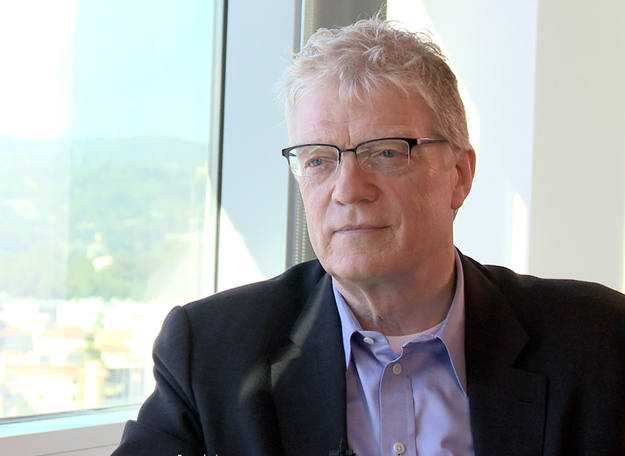 Ken Robinson, experto en desarrollo de la creatividad.