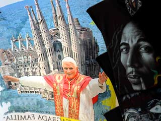 Ver vídeo  'La repercusión económica de la visita papal (06/11/10)'