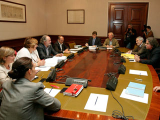Ver vídeo  'Reunión de la Comisión del Pacto de Toledo del Congreso de los Diputados'