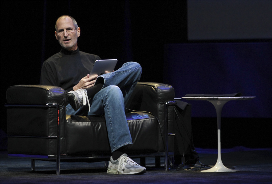 Steve Jobs presenta el producto más esperado de la temporada