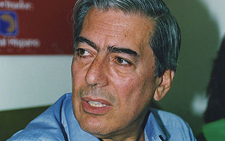 <center>Deja tu felicitación a Vargas Llosa</center>