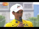Alberto Contador ha vuelto a subir a lo más alto del podio de París, escoltado por Andy Schleck y Denis Menchov.