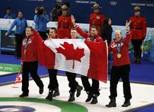 El equipo canadiense de Hockey se hizo con la medalla de oro.
