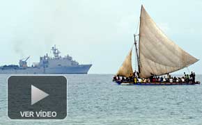 Los haitianos huyen en barco