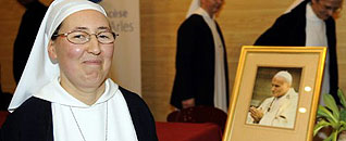 El milagro de la monja francesa que hizo beato a Juan Pablo II