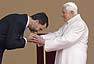 Santiago recibe al Papa con los brazos abiertos